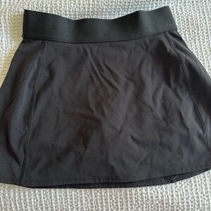 Aritzia TNA Tennis Skort